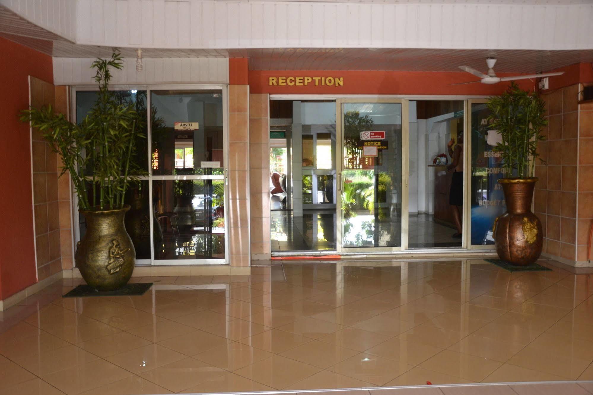 Kaysens Grande Hotel Tema Buitenkant foto