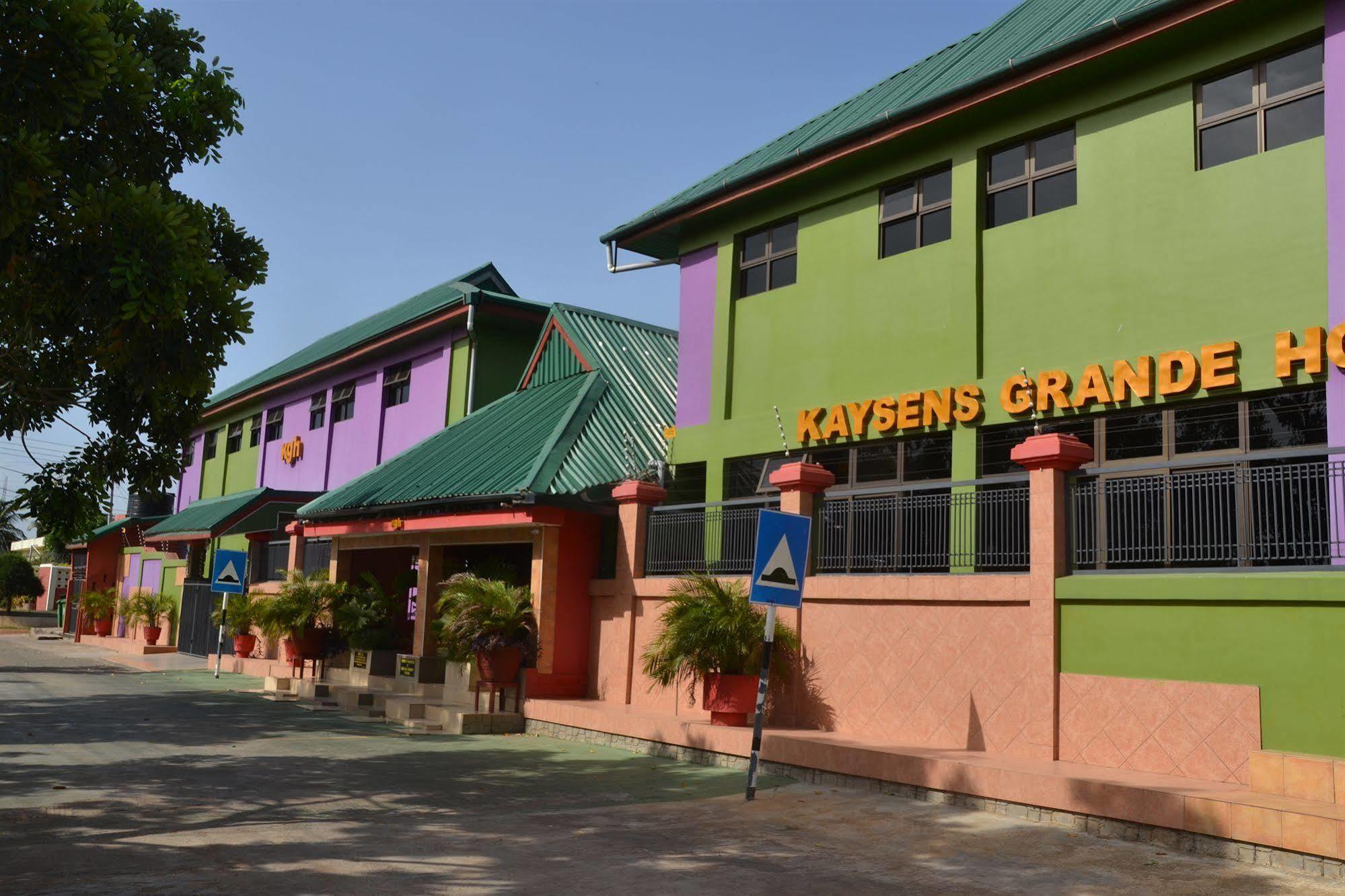 Kaysens Grande Hotel Tema Buitenkant foto